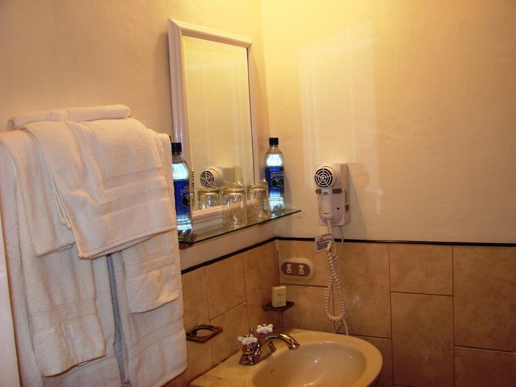 Hotel Posada De Maria Antigua Kültér fotó